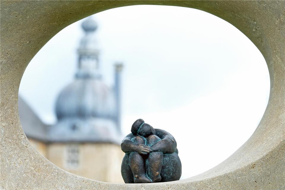 Über 160 Künstler, Kunsthandwerker und Designer kommen jedes Jahr zu „FineArts“ auf Schloss Lembeck.