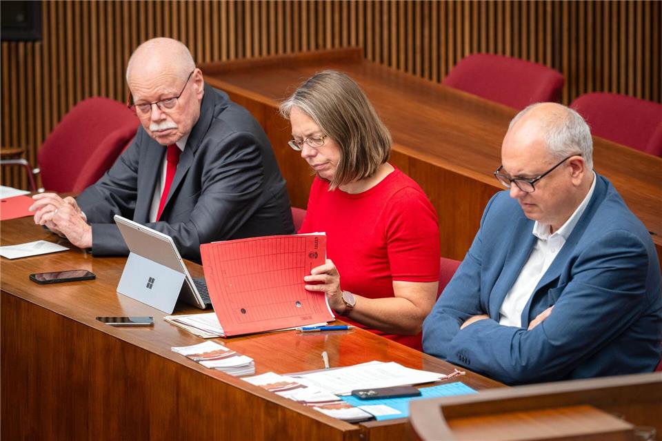 Über die Spitzenpositionen in der Innen- und Bildungsbehörde wird viel diskutiert. Sina Schuldt/dpa