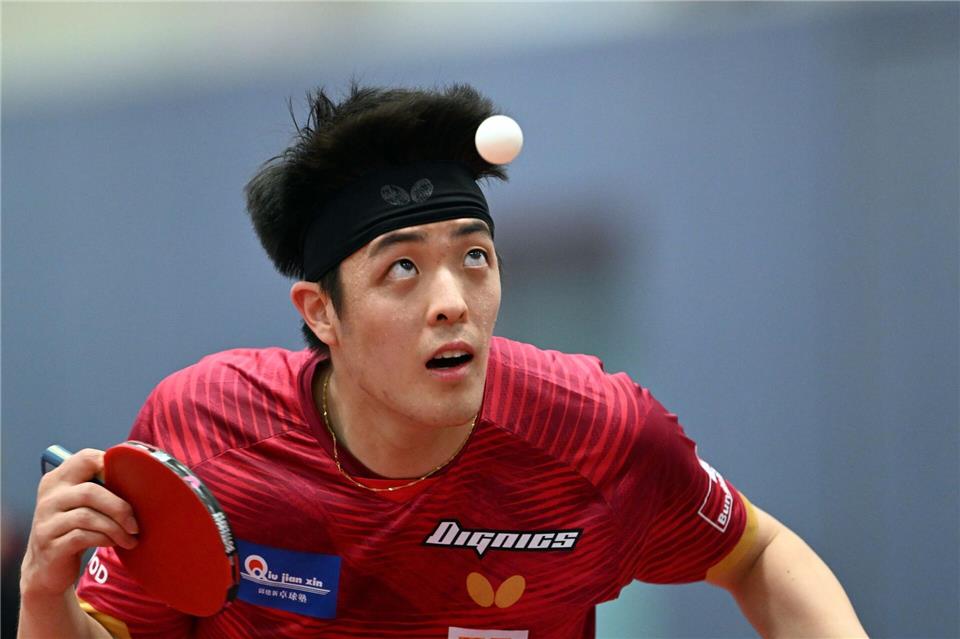 Überraschendes WM-Aus: Ex-Europameister Dang Qiu verlor schon in der zweiten Runde.Federico Gambarini/dpa