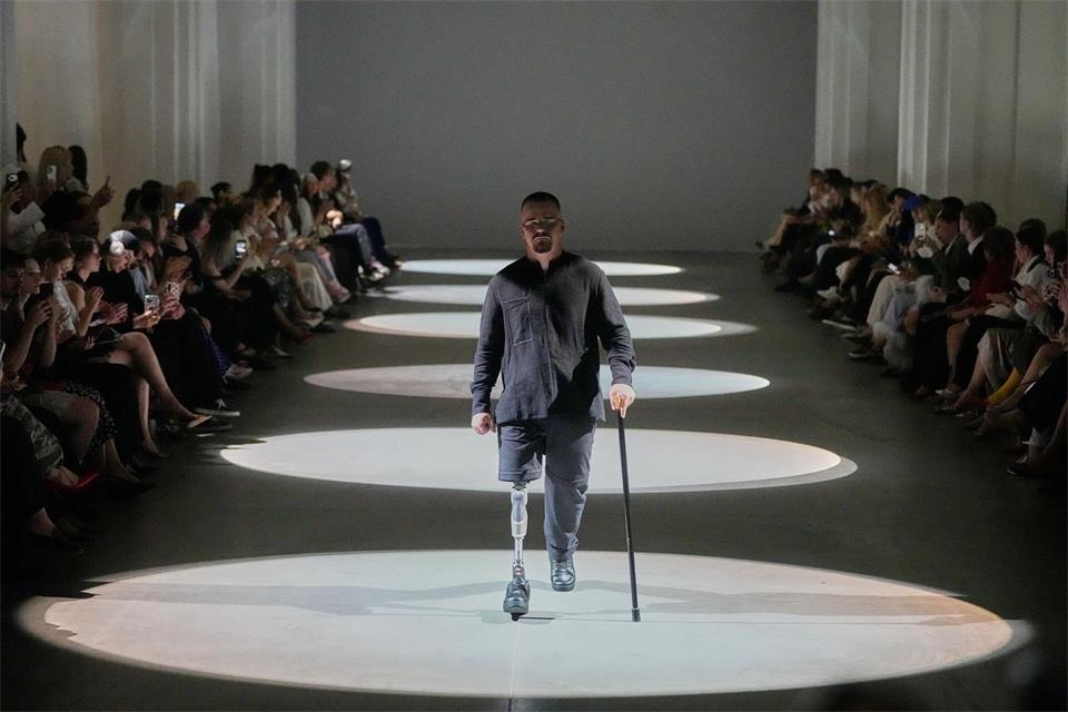 Ukrainian Fashion Week in KiewEfrem Lukatsky/AP Photo/Efrem Lukatsky/AP/dpa