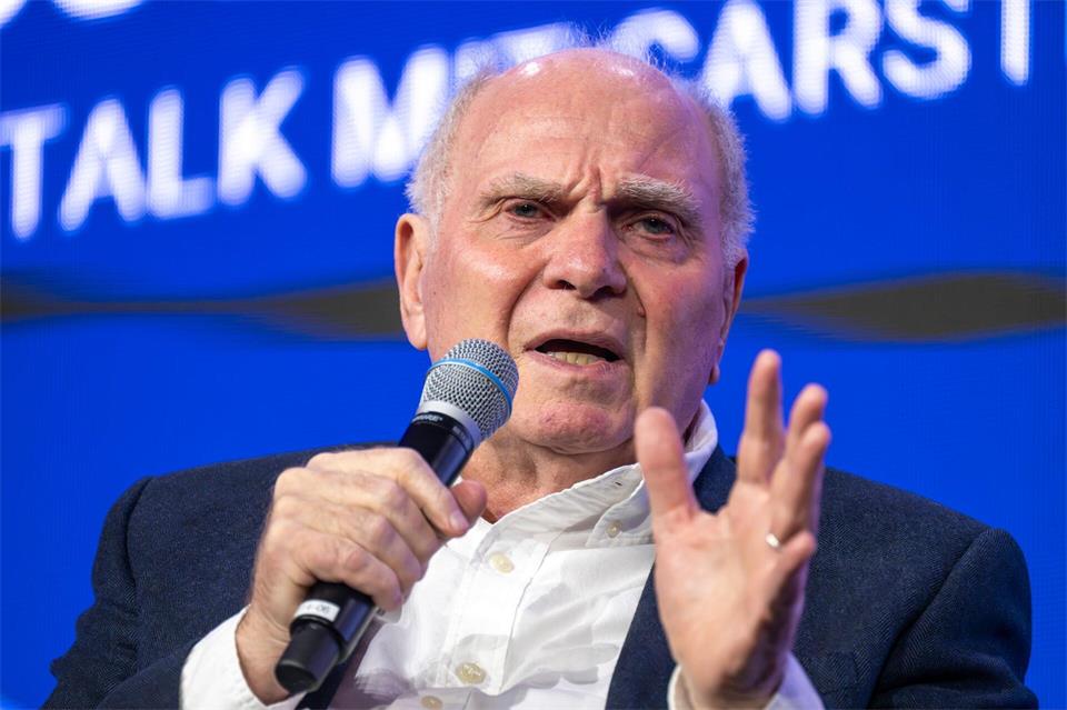 Uli Hoeneß sieht die Rolle von Jürgen Klopps Berater Marc Kosicke beim DFB kritisch. (Archivfoto)Peter Kneffel/dpa