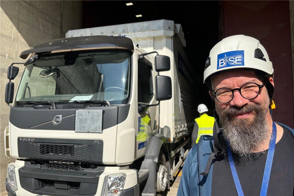 Ulmer strahlt: nach der Testfahrt sind die Antiprotonen noch an Ort und Stelle.Christiane Oelrich/dpa