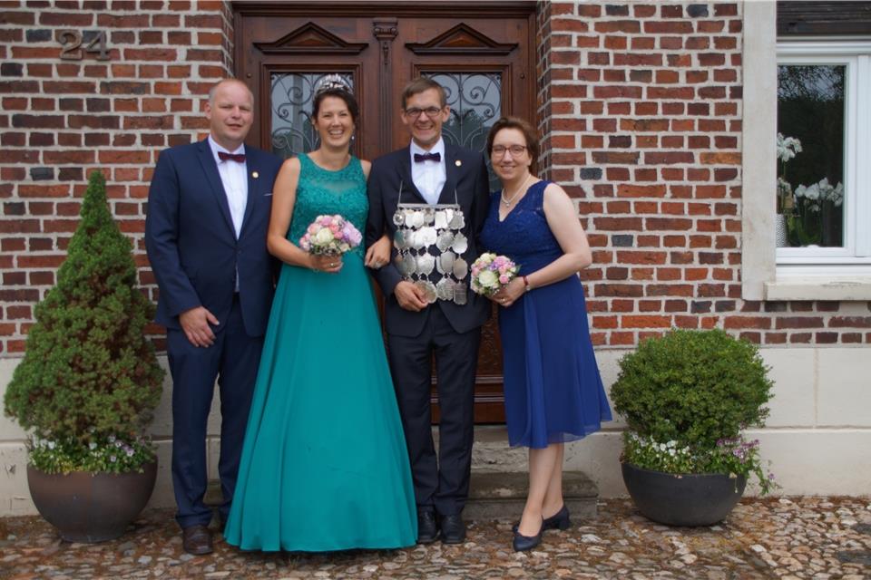 Ulrich Hoppe und Simone Joosten-Sieverdingbeck regieren in Homer.