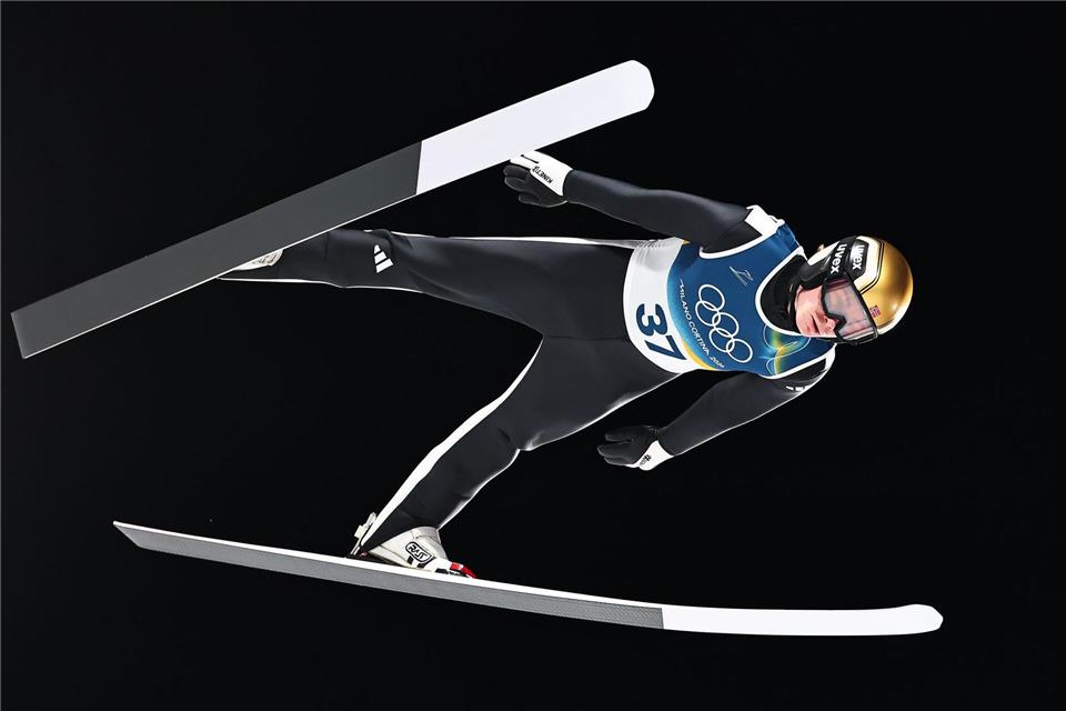 Um Marius Lindvik gab es im vergangenen Jahr großen Wirbel.Daniel Karmann/dpa