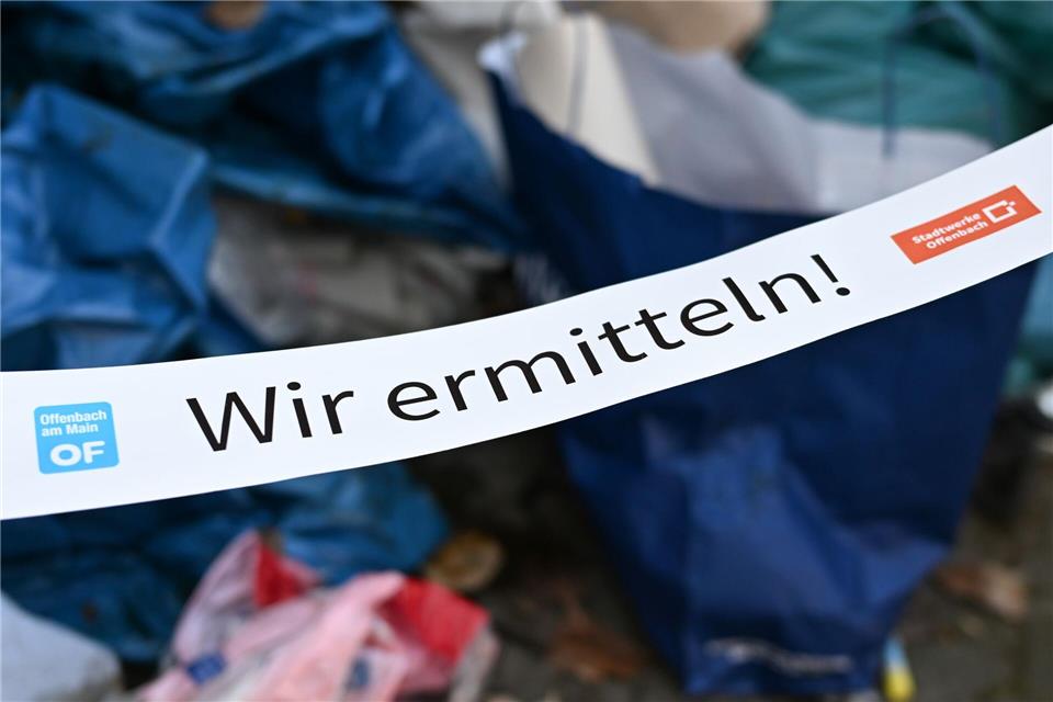 Um Sperrmüll legal loszuwerden, gibt es in Offenbach zweimal im Jahr die Möglichkeit zur kostenlosen Abholung.Arne Dedert/dpa