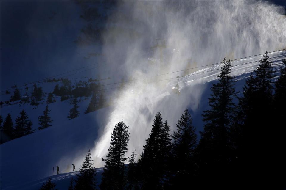 Um den Skilift am Fellhorn ist ein Streit entbrannt. (Archivbild)Karl-Josef Hildenbrand/dpa