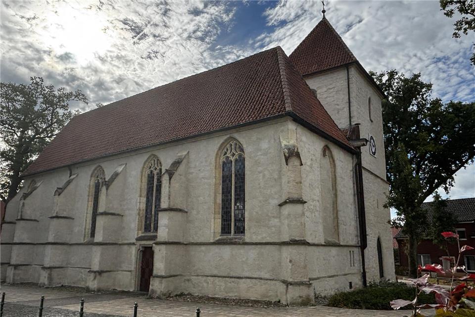 Um die Renovierung der Alten Kirche St. Simon und Judas gab es vor 100 Jahren eine öffentliche Diskussion.