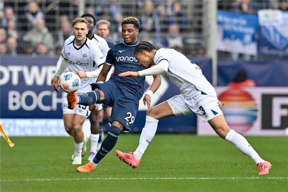 Umkämpftes Derby in Bochum.Anke Waelischmiller/dpa