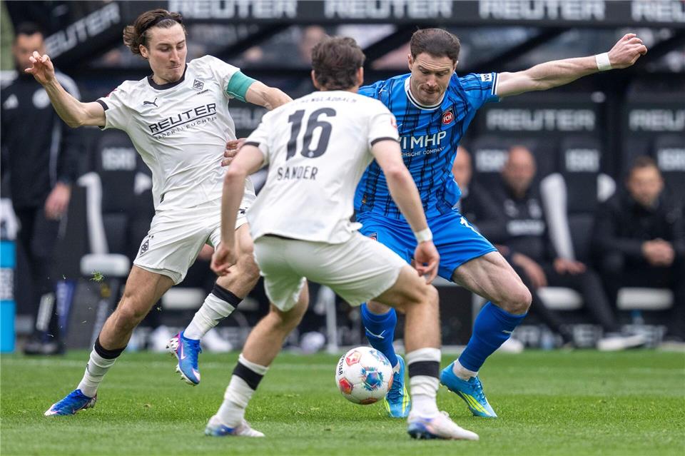 Umkämpftes Spiel im Borussia-Park endet 2:2.David Inderlied/dpa