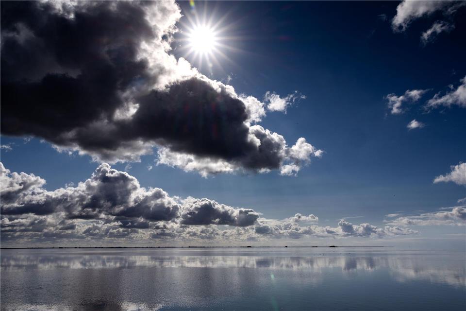 Umweltminister Goldschmidt fordert mit Kollegen weiterer Länder mehr nutzungsfreie Fläche im Nationalpark Wattenmeer. (Archivbild) Frank Molter/dpa