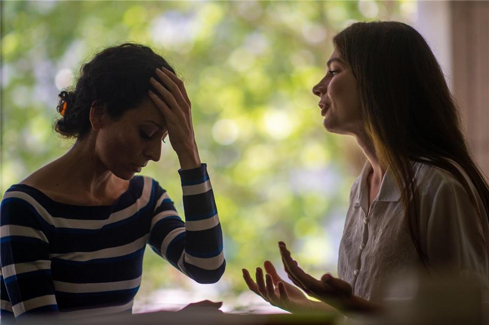 Unbedachte Bemerkungen können uns schnell emotional aufwühlen.picture alliance / dpa Themendienst