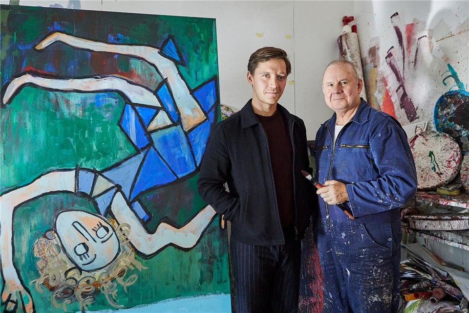 Unfallopfer und Unfallfahrer entwickeln eine besondere Freundschaft - Alfred (Joachim Król, rechts) und Denis (Jonas Nay).Andrea Kueppers/SWR Presse/Bildkommunikation/dpa