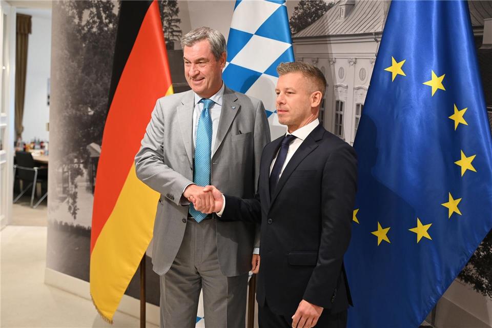Ungarn und Bayern wollen nach dem Wahlsieg von Peter Magyar an die frühere Freundschaft anknüpfen. In den vergangenen Jahren war das Verhältnis eingefroren. Marco Hadem/dpa