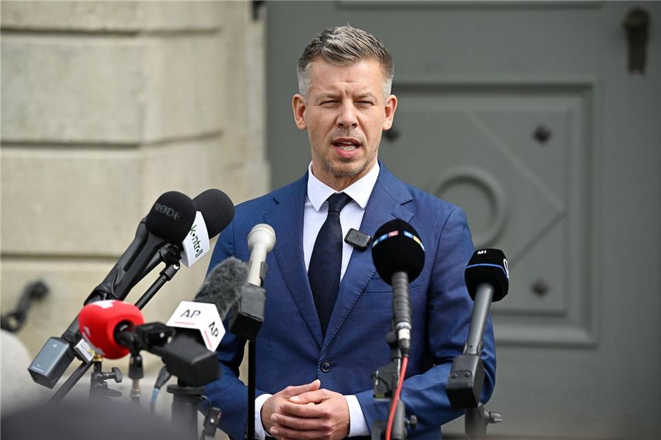 Ungarns Ministerpräsident Magyar und seine Tisza-Partei haben im neuen Parlament die nötige Zweidrittelmehrheit, um Verfassungsänderungen zu beschließen. (Archivbild)Robert Hegedus/MTI via AP/dpa