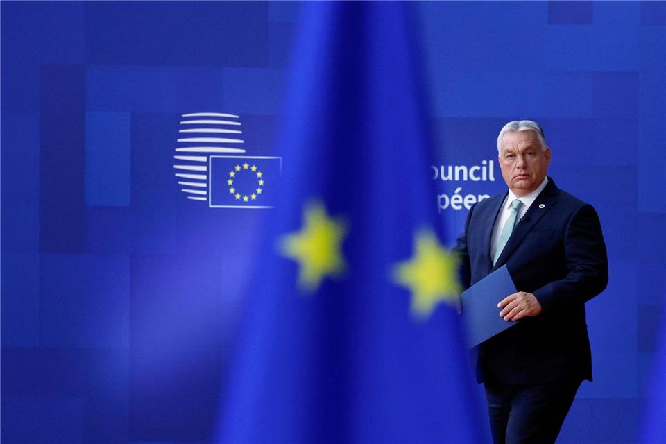 Ungarns scheidender Ministerpräsident Viktor Orban hat sein Veto gegen ein milliardenschweres EU-Darlehen zurückgezogen. (Archivbild)Omar Havana/AP/dpa