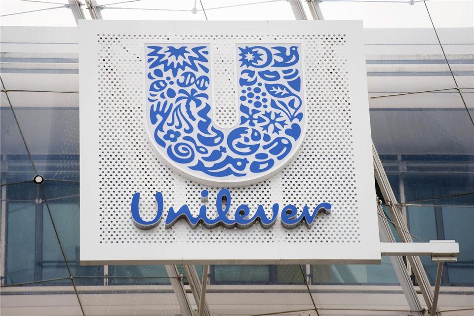 Unilever hat einen vorübergehenden Einstellungsstopp verhängt. Daniel Reinhardt/dpa