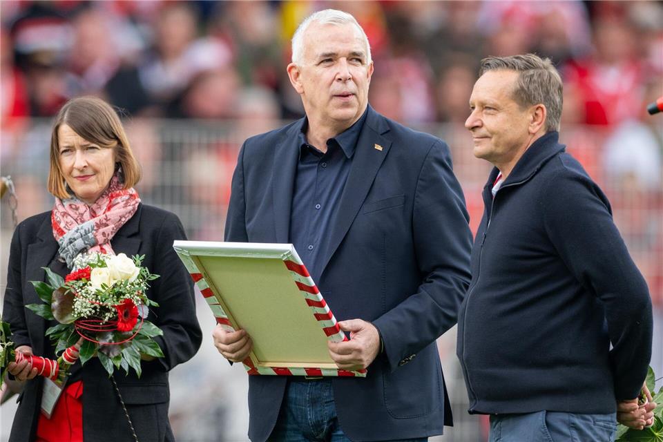 Union-Präsident Dirk Zingler und Geschäftsfüher Horst Heldt stehen im Stadion. (Archivibild)Soeren Stache/dpa