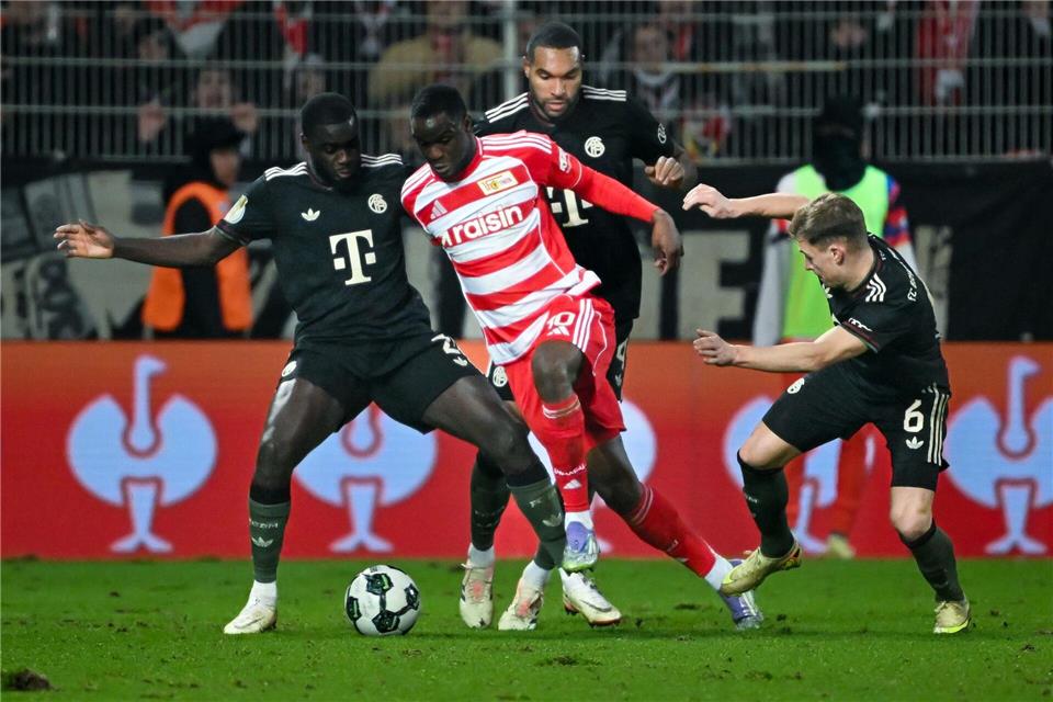 Union traf in dieser Saison schon zweimal auf die Münchner. (Archivbild)Soeren Stache/dpa