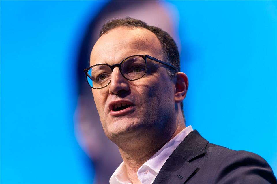 Unionsfraktionschef Jens Spahn wird vorgehalten, bisherige Krisen nicht ausreichend gemanagt zu haben. (Archivbild)Philipp von Ditfurth/dpa