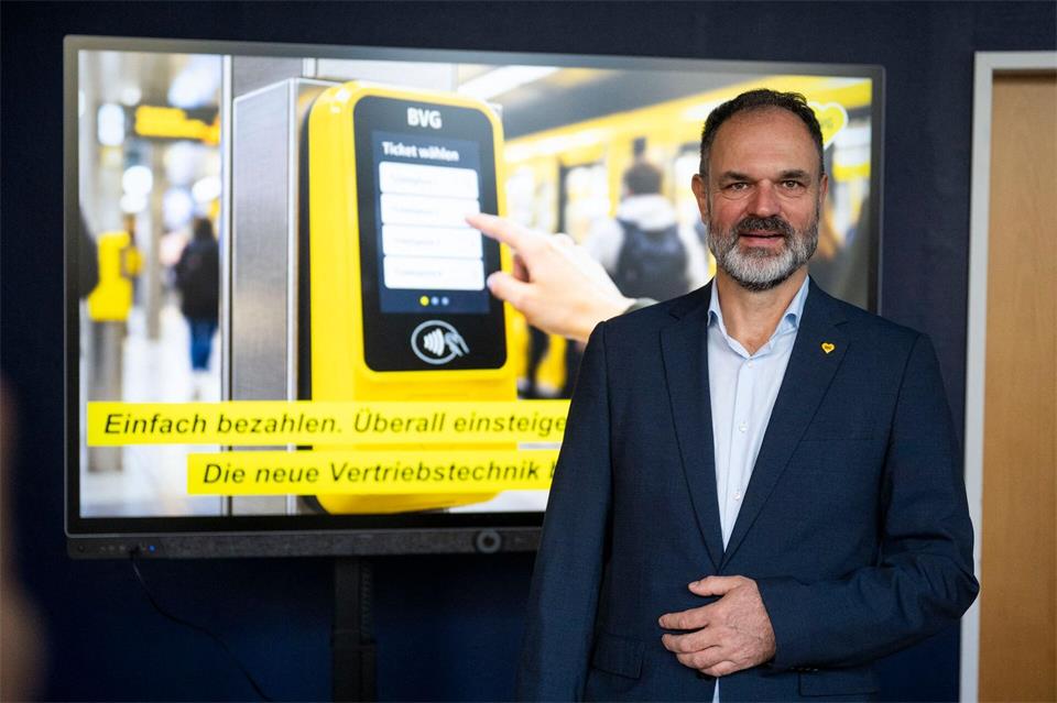 „Unsere Automaten haben bisher noch funktioniert“, sagt BVG-Betriebsleiter Michael Beer.Christophe Gateau/dpa