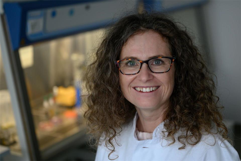 „Unsere Lebensmittel sind im Großen und Ganzen sicher“, sagt Susanne Bastian, Präsidentin der Landesuntersuchungsanstalt. Hendrik Schmidt/dpa