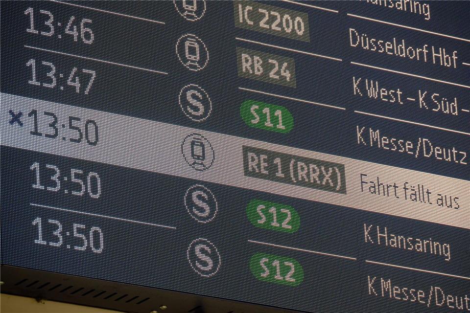 Unter anderem der RE1 ist betroffen. (Symbolbild)Henning Kaiser/dpa