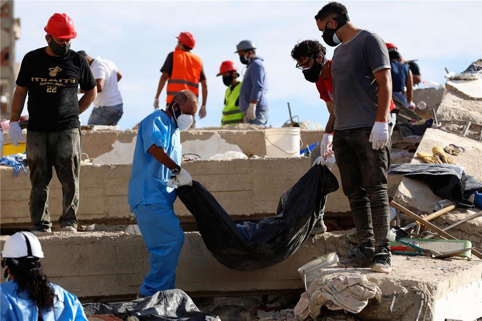 Unter den Trümmern werden noch Tausende Menschen vermutet. Pedro Mattey/AP/dpa