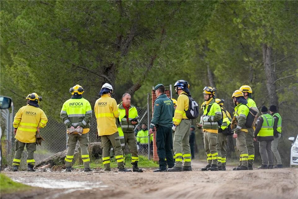 Unter den geborgenen Opfern ist auch eine Frau aus Deutschland.Francisco J. Olmo/EUROPA PRESS/dpa