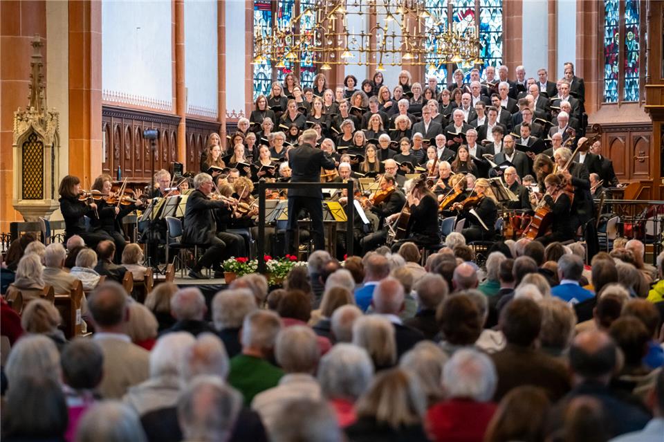 Unter der Leitung von Kantor Thomas König ist in der St.-Remigius-Kirche das Elias-Oratorium aufgeführt worden.