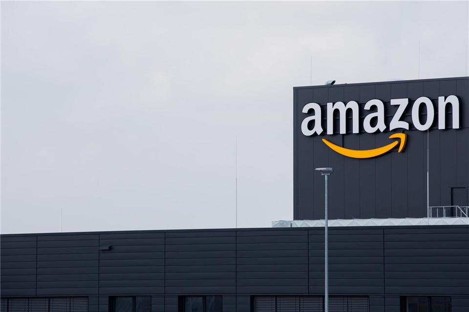 Unternehmen mit großer Marktmacht: Rund 60 Prozent des Umsatzes im Online-Handel in Deutschland entfällt auf Amazon.Rolf Vennenbernd/dpa
