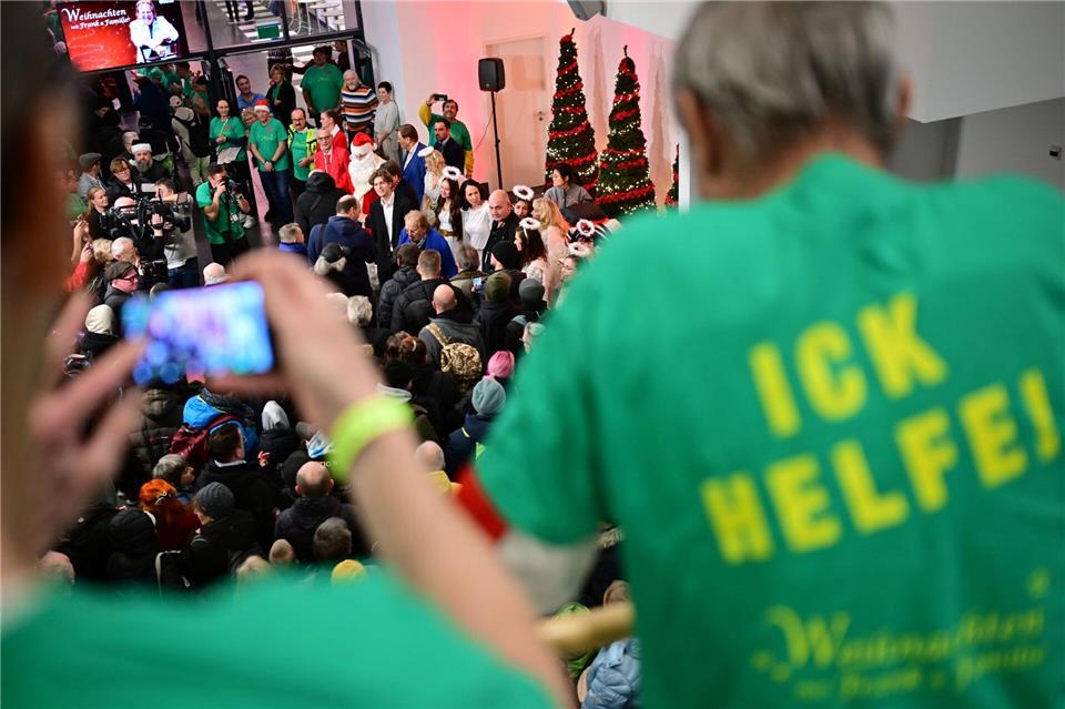 Unterstützt wird die Veranstaltung von Hunderten freiwilligen Helfern.Sebastian Christoph Gollnow/dpa