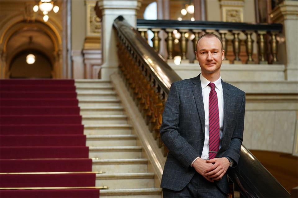 Unterstützt wurde Thering dabei vom früheren Antisemitismusbeauftragten Stefan Hensel. (Archivbild)Marcus Brandt/dpa