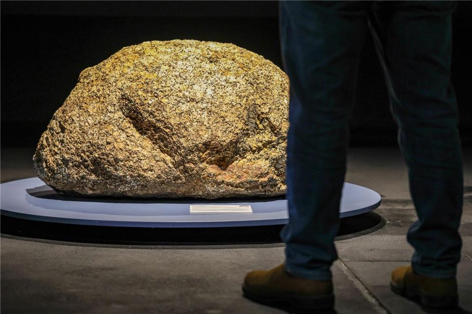 Unvorstellbar: Dieser Granit-Findling ist über eine Milliarde Jahre alt.Christoph Reichwein/dpa