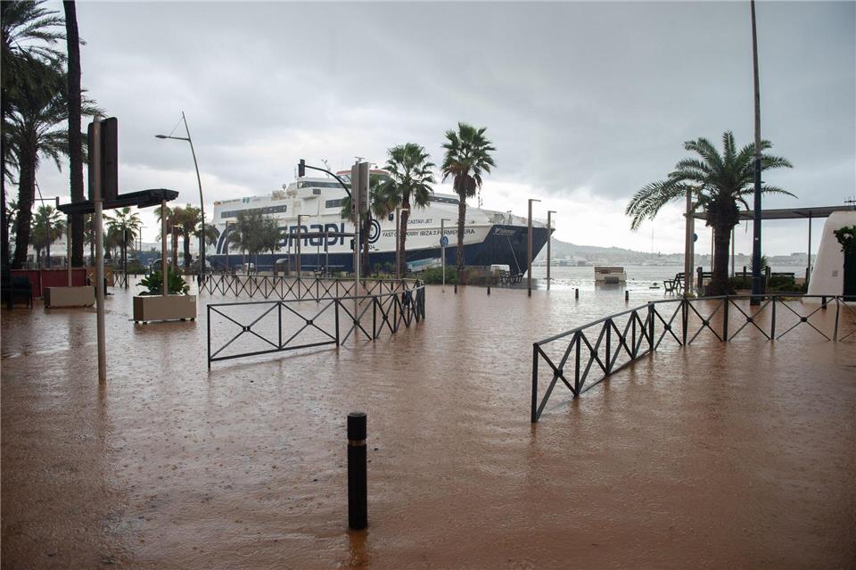 Unwetter auf Ibiza: Straßen nach Starkregen überflutetGermán Lama/EUROPA PRESS/dpa
