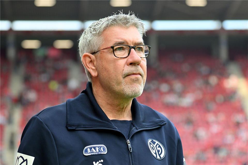 Urs Fischer testet mit seinem 1. FSV Mainz 05 im Trainingslager gegen zwei Erstligisten (Archivbild). Torsten Silz/dpa