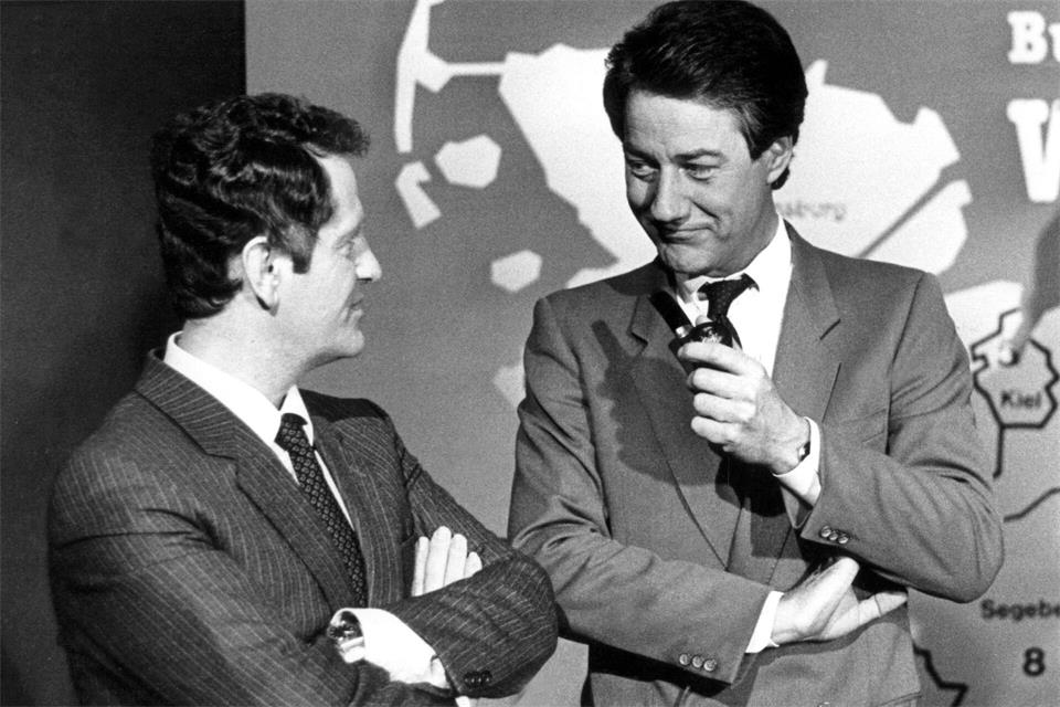Uwe Barschel (CDU) und Björn Engholm (SPD) haben die politische Landschaft in Schleswig-Holstein geprägt. (Archivbild)Wulf Pfeiffer/dpa