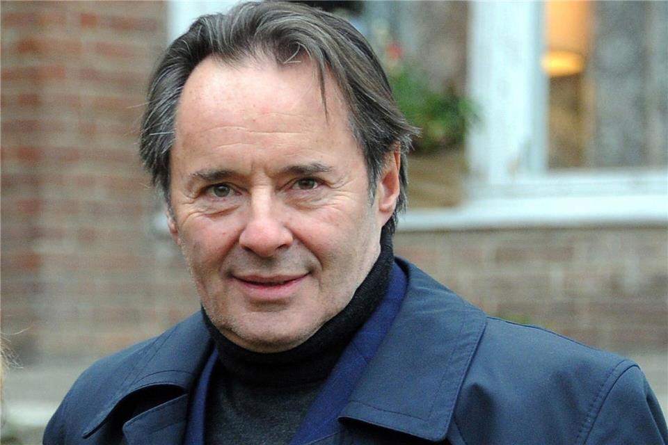 Uwe Kockisch - hier am Set - spielte auch in der ARD-Serie „Weissensee“.Bernd Settnik/dpa