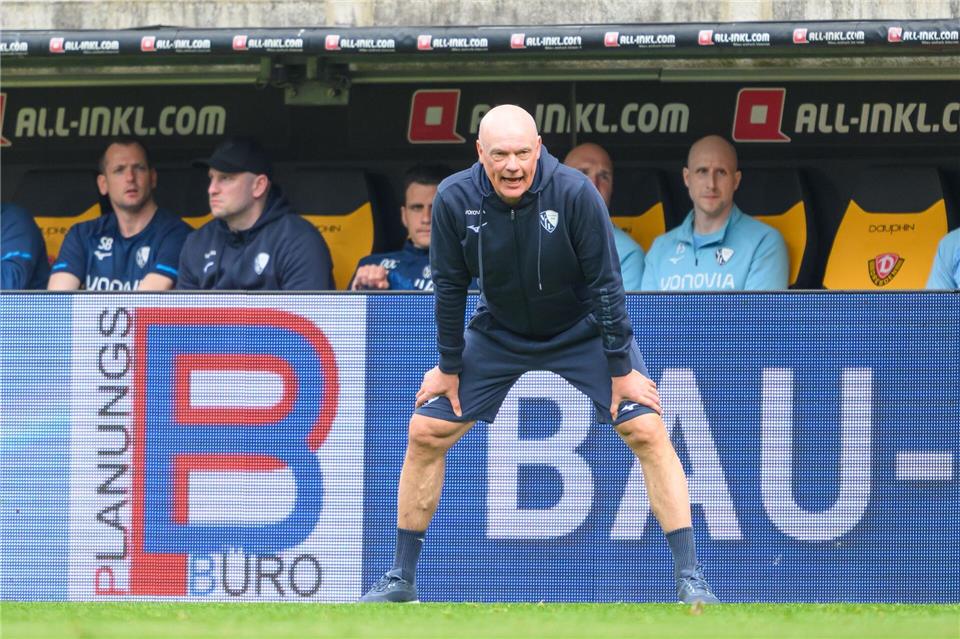 Uwe Rösler möchte mit Bochum den Klassenerhalt vorzeitig sichern.Robert Michael/dpa