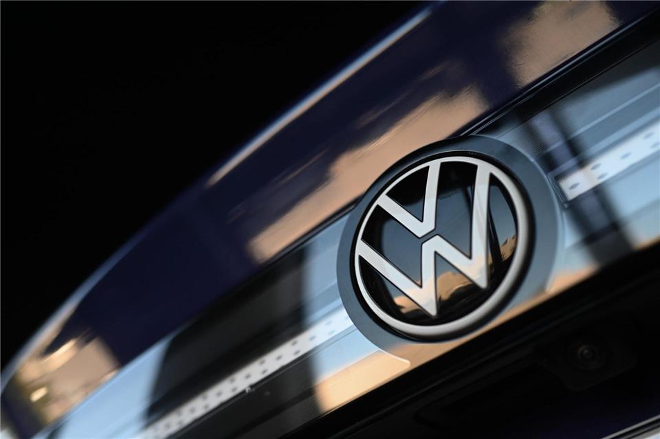 VW hat 1,5 Millionen vollelektrische Autos aus der ID-Reihe ausgeliefert. Lars Penning/dpa