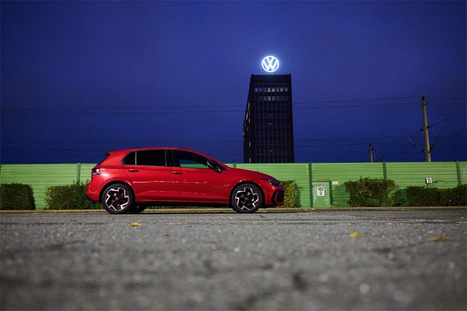 VW hat im dritten Quartal tiefrote Zahlen geschrieben.Julian Stratenschulte/dpa