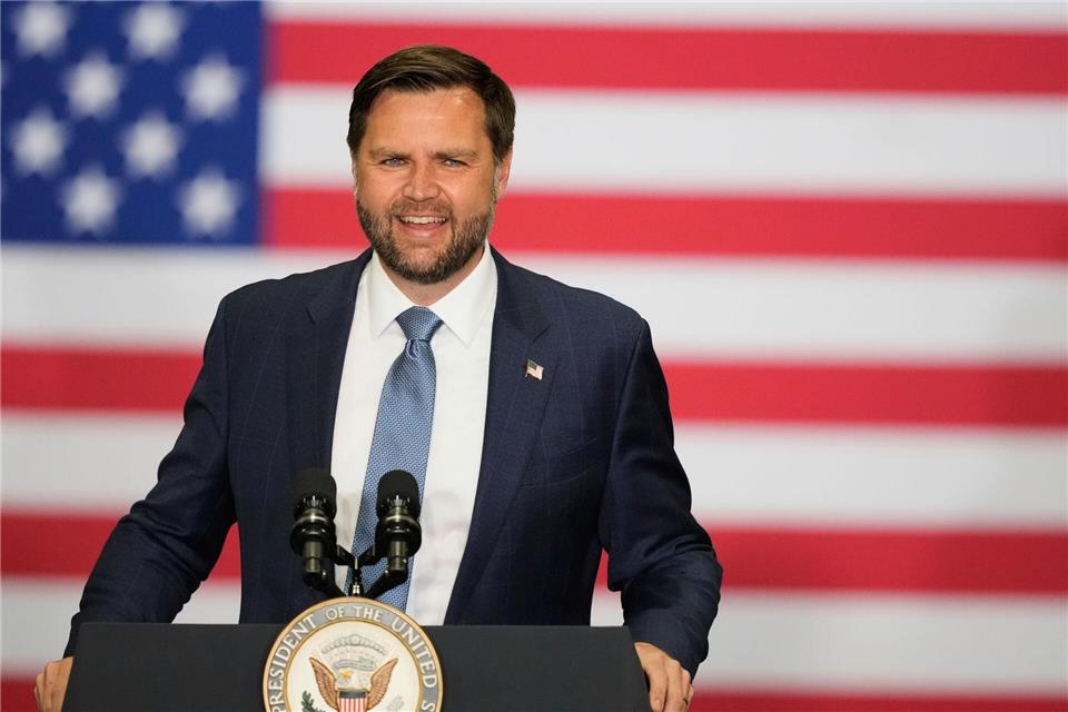 Vance bekräftigt, die USA würden in der Ukraine keine Bodentruppen einsetzen. (Archivbild)Brynn Anderson/AP/dpa