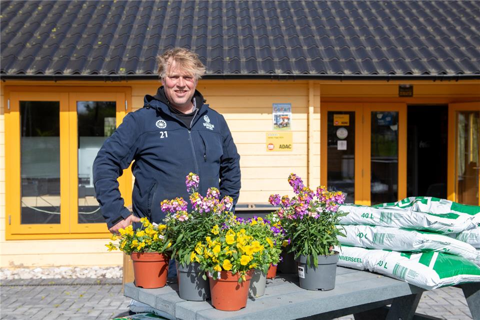 Vasco van Gent öffnet seinen Campingplatz in Hoxfeld am 2. April. Bis dahin hat er noch eine Menge Arbeit.
