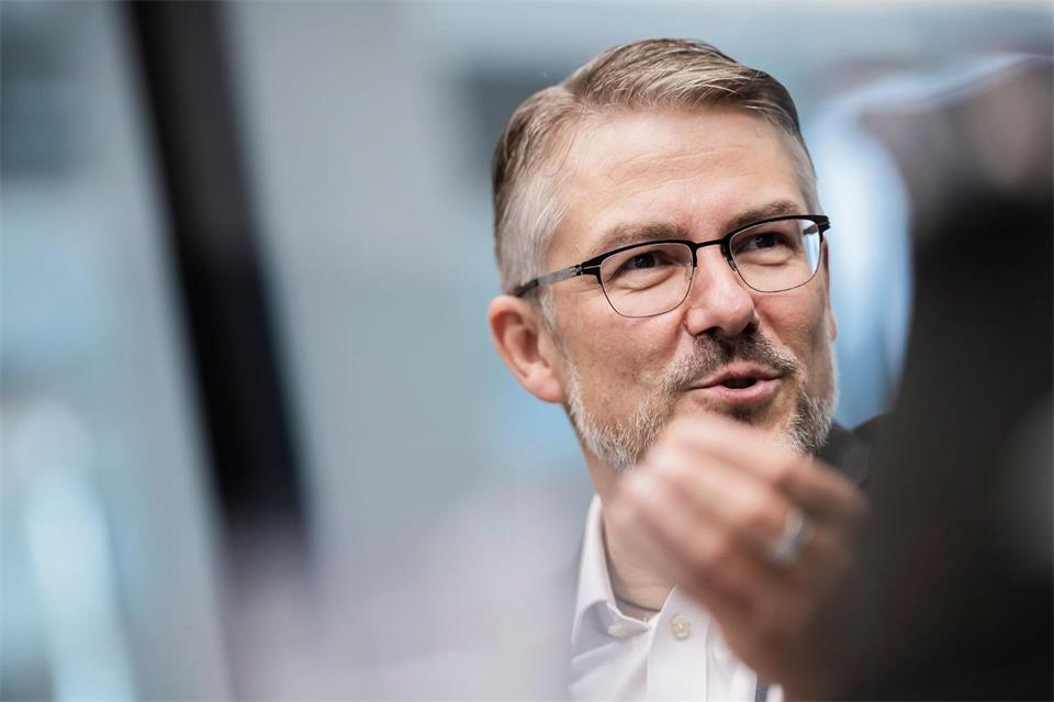 Vattenfall-Deutschlandchef Robert Zurawski sieht das Wort „Energiewende“ kritisch.Christoph Soeder/dpa