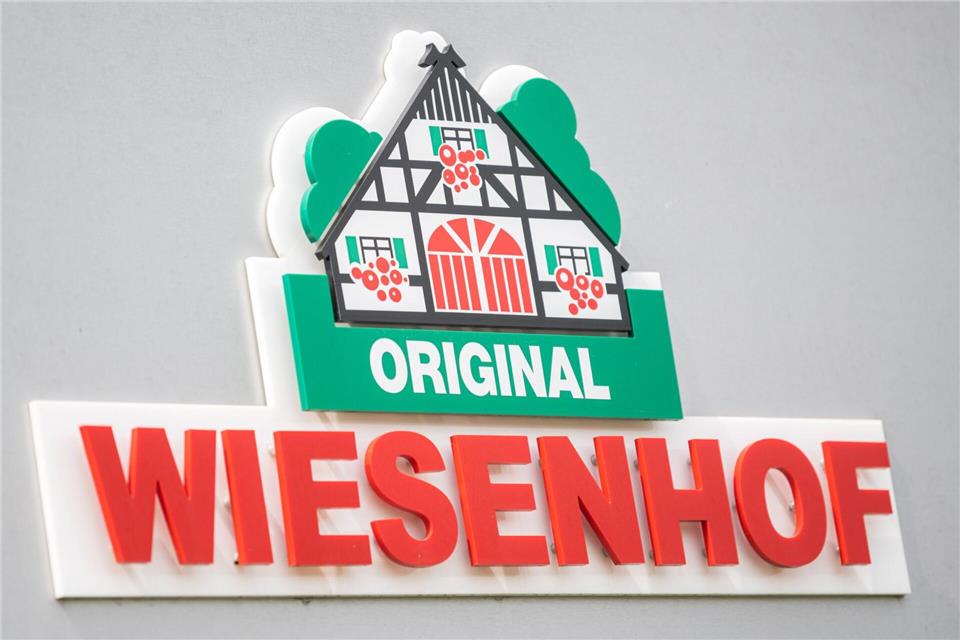 Vegetarische Würste von Wiesenhof sind wegen einer Verunreinigung zurückgerufen worden. (Archivbild)Mohssen Assanimoghaddam/dpa