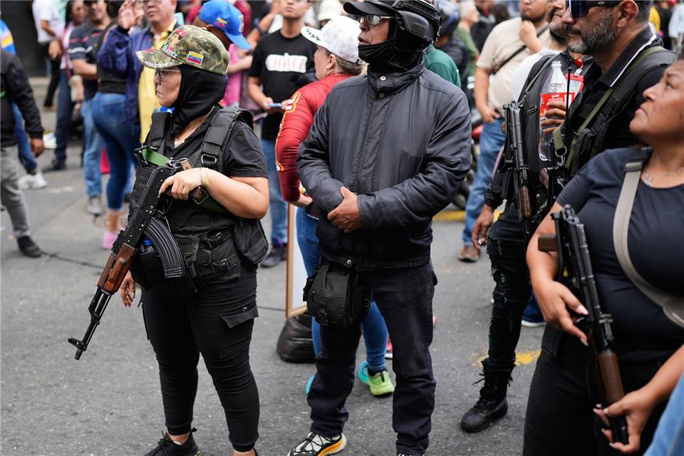 Venezuela sucht nach Kollaborateuren des US-Angriffs. Ariana Cubillos/AP/dpa