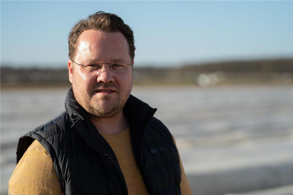 Verbandsgeschäftsführer Schumacher erwartet eine sehr gute Spargel-Qualität. (Archivbild)Markus Lenhardt/dpa