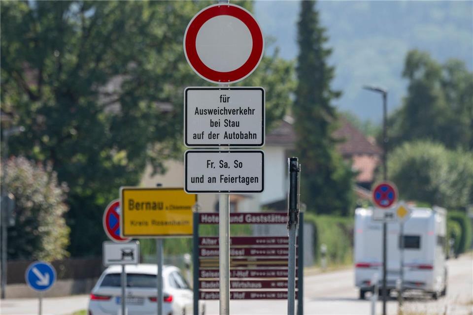 Verbote gelten in den Landkreisen Rosenheim, Miesbach und Berchtesgadener Land. (Archivbild)Stefan Puchner/dpa