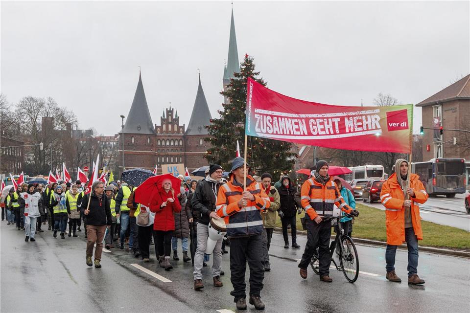 Verdi unterstreicht die Forderungen vor der nächsten Gesprächsrunde mit einem Warnstreik.Markus Scholz/dpa