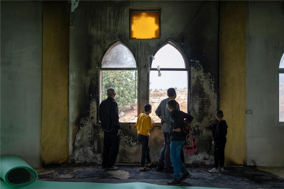 Vergangene Woche setzten radikale Siedler im Westjordanland palästinensischen Berichten zufolge eine Moschee in Brand. (Archivbild) Ilia Yefimovich/dpa