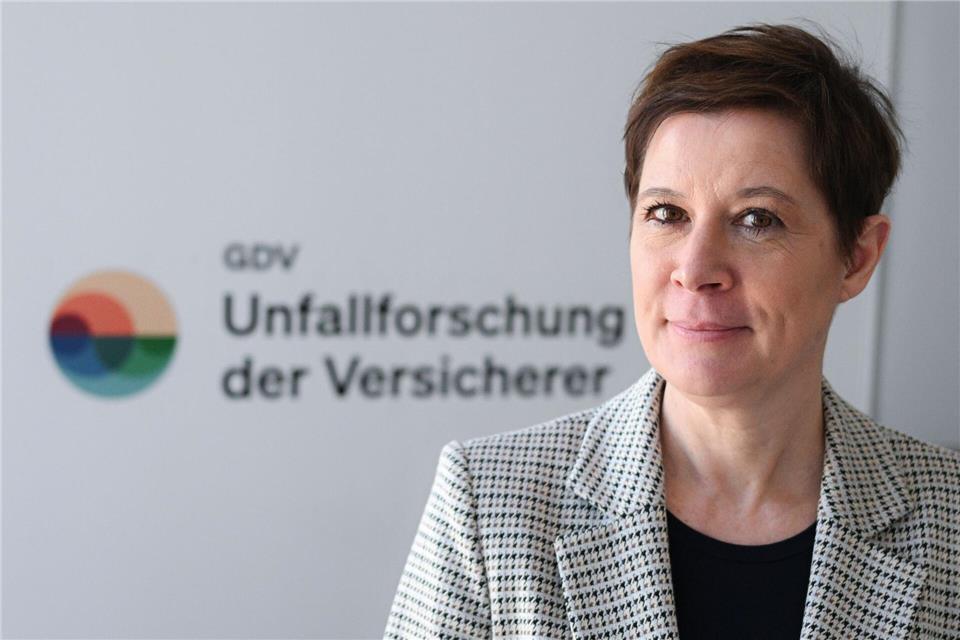 Verkehrssicherheitsexpertin Kirstin Zeidler wünscht sich mehr Aufmerksamkeit für das Risiko durch Dooringunfälle. (Archivfoto) Jens Kalaene/dpa